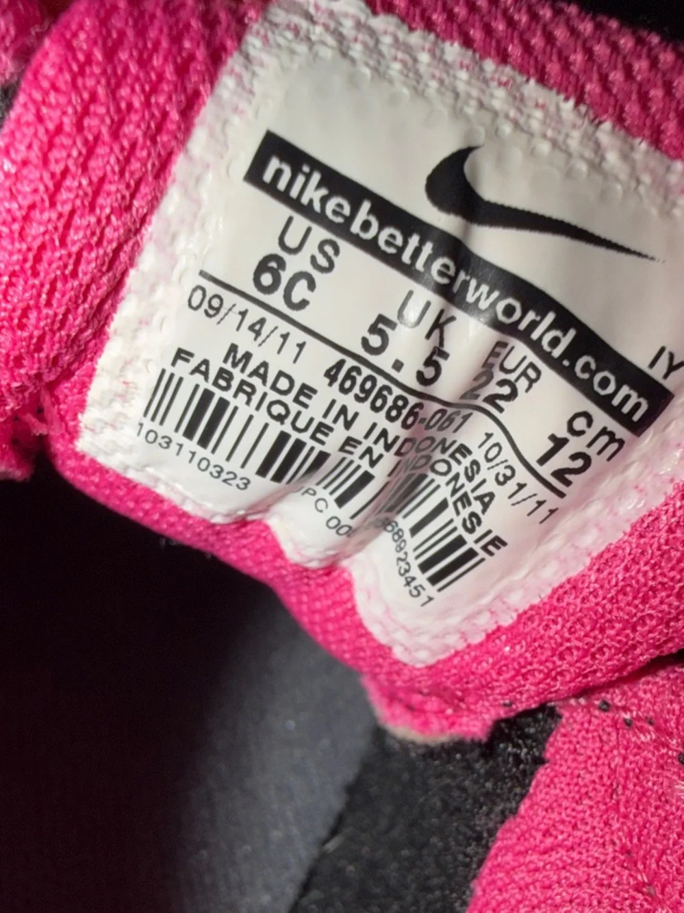 Nike Kids Black and Pink Velcro Athletic Sneakers